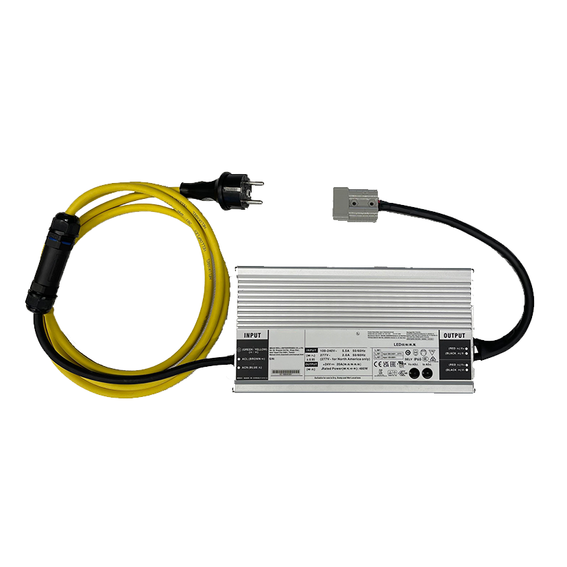 QLEEN Batterieladegerät 12V Externe Stromversorgung PROFI I zur Reinigung von Glas, Fassaden, Lamellen und Solarpanels mit demineralisiertem Wasser