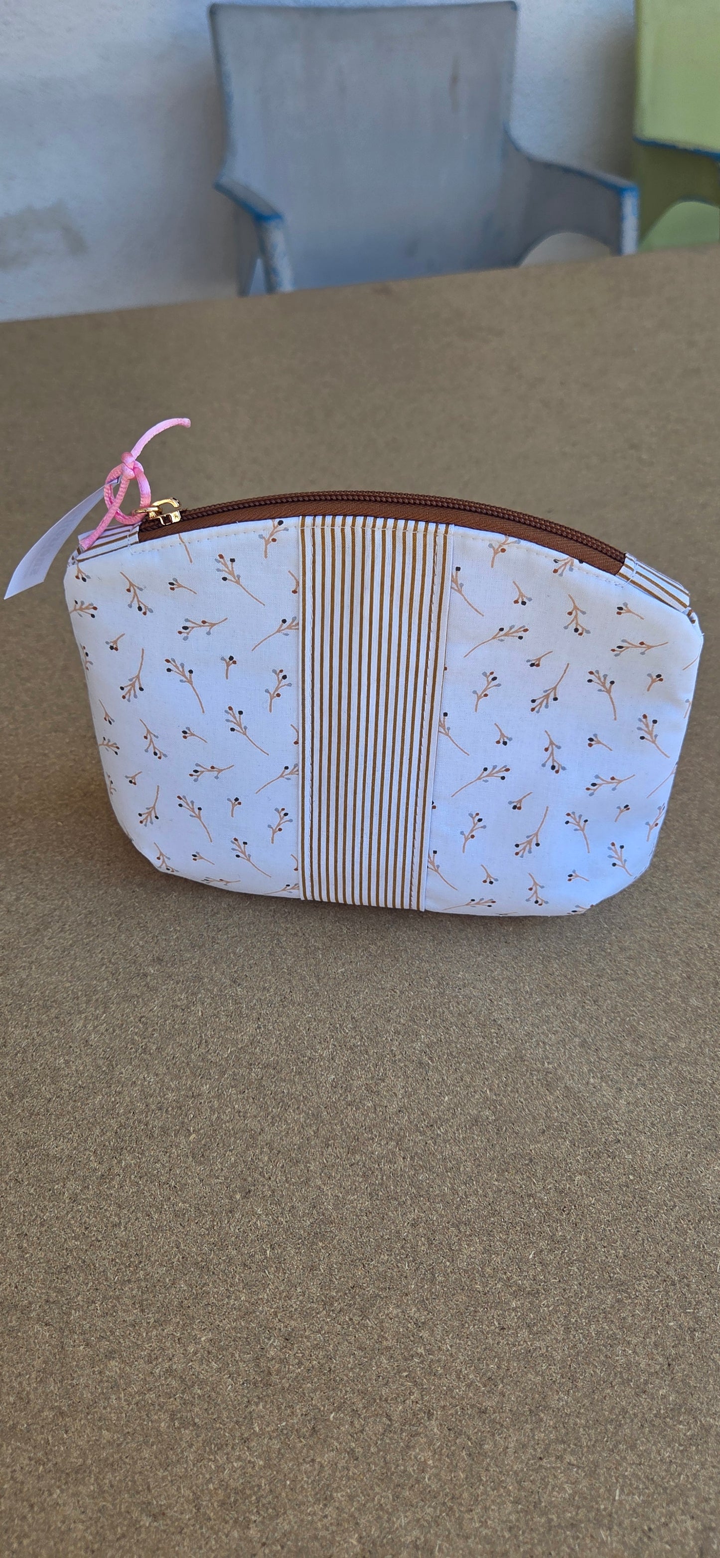 NOTORIOUS  necessaire vintage mala cosmética

Mala cosméticos