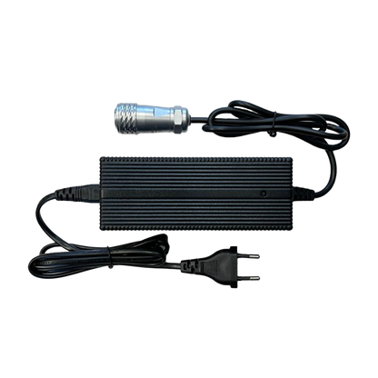 CARREGADOR Bataria 12 V QLEEN Conjunto para limpeza de vidros com água desmineralizada CABO BOTIJA Carrinho ESCOVA
